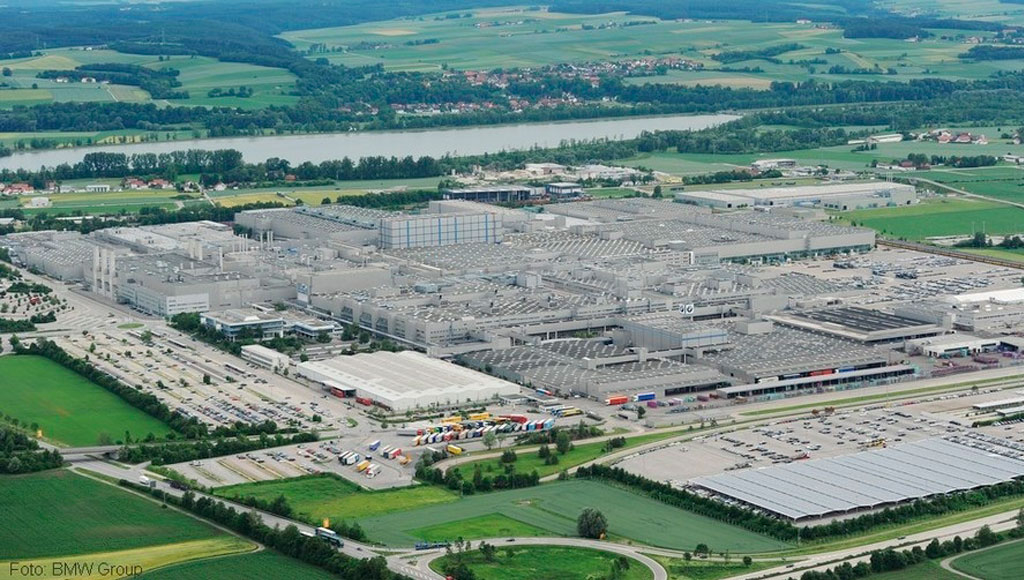  Будівля автомобільного концерну BMW, Дінгольфінг