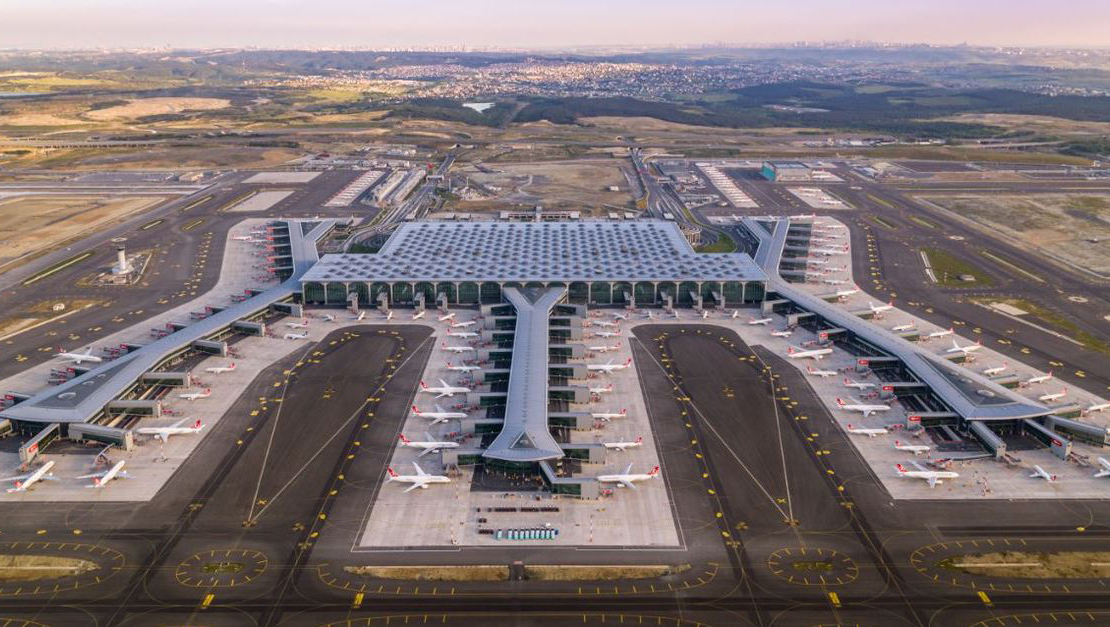 Термінал аеропорту у Стамбулі